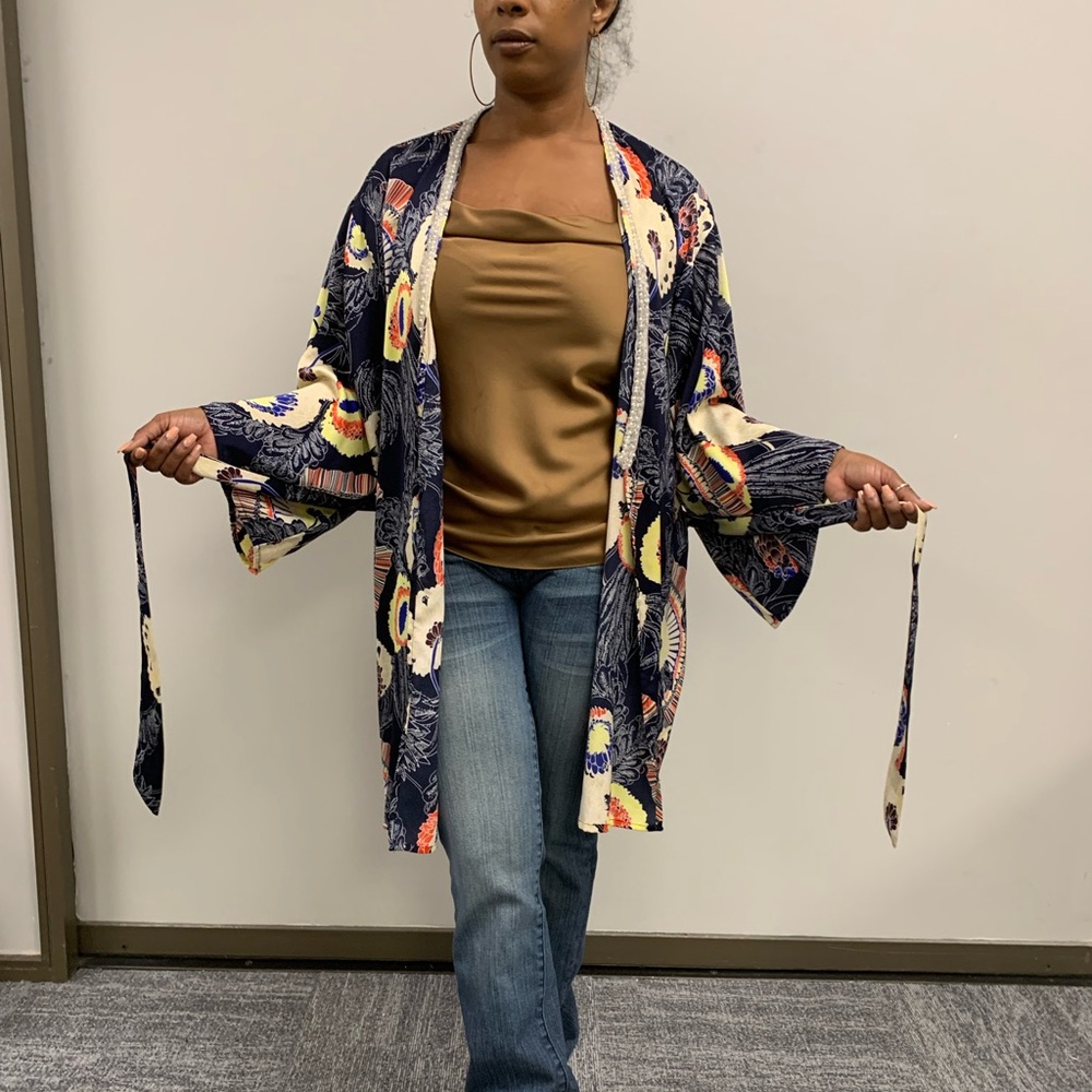 Beaded Short Kimono Robe For Sale